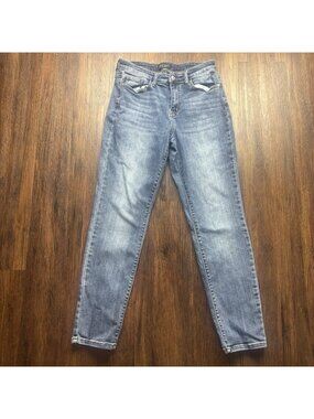 Judy Blue Slim Fit Jeans Distressed Medium Wash JB82180MD Women’s Size 9/29